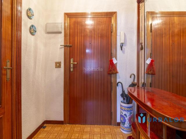Piso en venta en Alcorcón, Parque Mayor. Piso 3 dorm, 1 baño, terraza. Ascensor. Pisos.