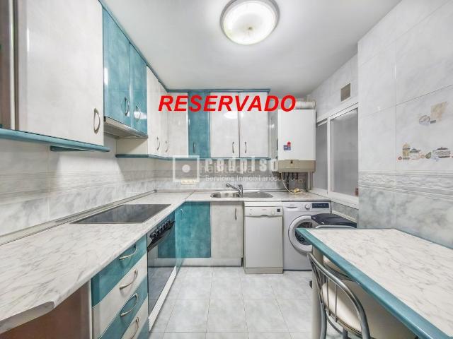 Piso en venta en Alcorcón, Parque Ondarreta Urtinsa. Bienvenido a tu nuevo hogar en Ondarreta!. Vivienda exterior con Plaza de Garaje. Pisos.