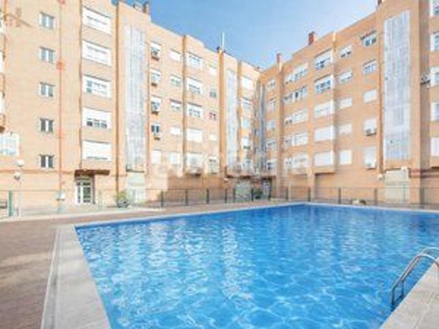 Piso en venta en Alcorcón, Prado de Santo Domingo. Piso en venta en Avenida las Retamas. Pisos.