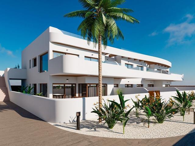 Piso en venta en Alcázares Los, Las Lomas de Rame Bahía Bella. Apartamento de 3 dormitorios en venta en Los Alcázares, con piscina. Pisos Alcázares.