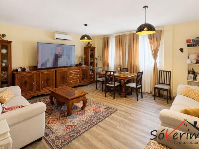 Piso en venta en Alcabón. PRECIOSO BAJO CON PISCINA. Pisos.