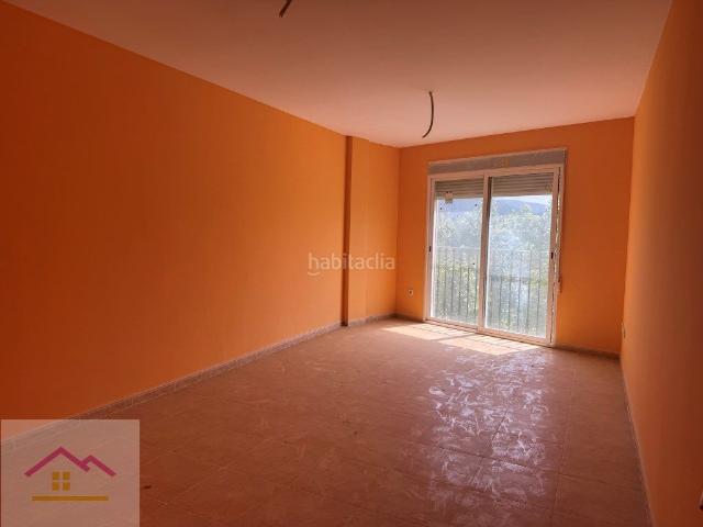 Piso en venta en Alcalà de Xivert. A estrenar! Luminoso piso de 3 habitaciones en Alcalá de Chivert. Pisos Alcalà de.
