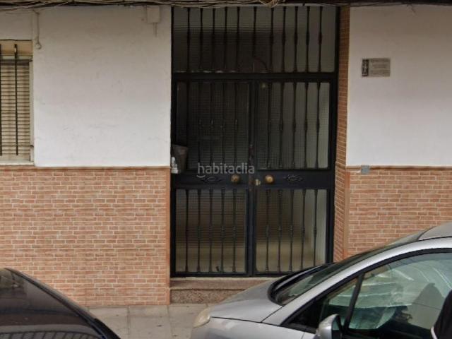 Piso en venta en Alcalá de Guadaira, La Paz. SE VENDE inmueble ALQUILADO en Alcalá de Guadaíra. Pisos Alcalá de.