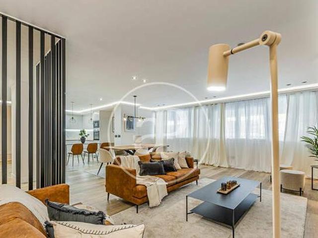 Piso en venta en Alcalde Sainz de Baranda