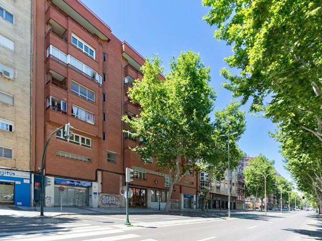 Piso en Venta en Alameda