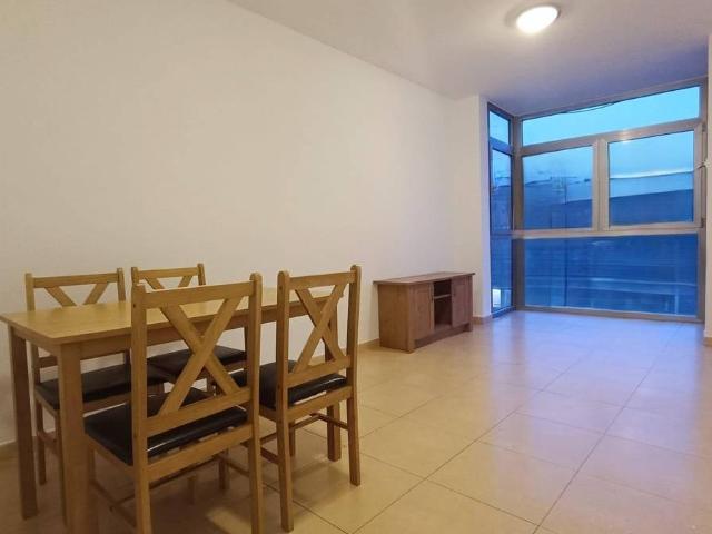 Piso en Venta en Alameda