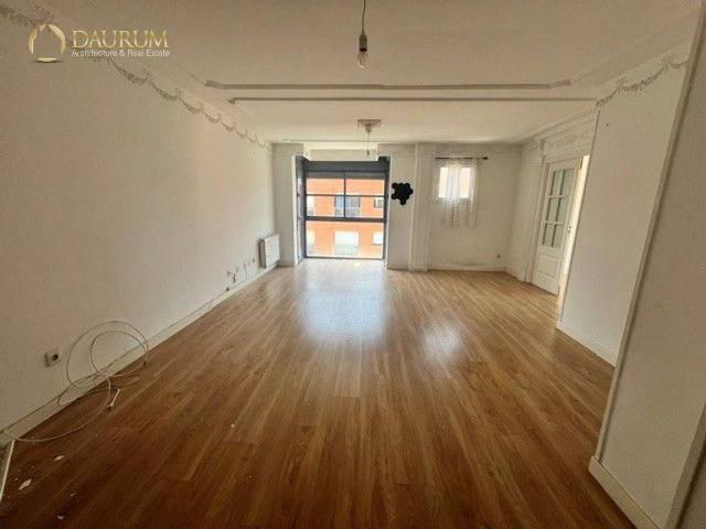 Piso en Venta en Alameda de Osuna