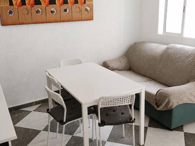 Piso en Venta en Alameda Mentidero Teatro Falla
