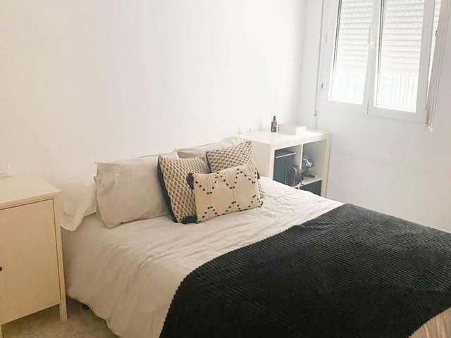 Piso en venta en Albox, Almería