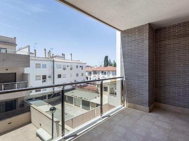 Piso en venta en Albolote. SE VENDE MAGNIFICO PISO CON PISCINA Y GARAJE EN ALBOLOTE_GRANADA. Pisos.