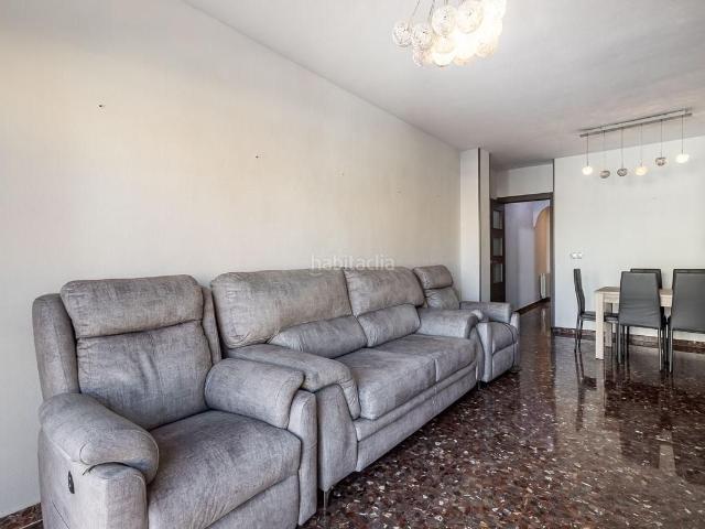 Piso en venta en Albolote. SE VENDE ENCANTADOR PISO CON BALCON Y GARAJE EN CENTRO ALBOLOTE_GRANADA. Pisos.