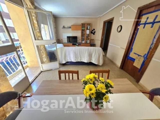 Piso en venta en Alboraya, Alboraya Centro. MUY AMPLIO CON BALCÓN CERCA DEL METRO. Pisos.