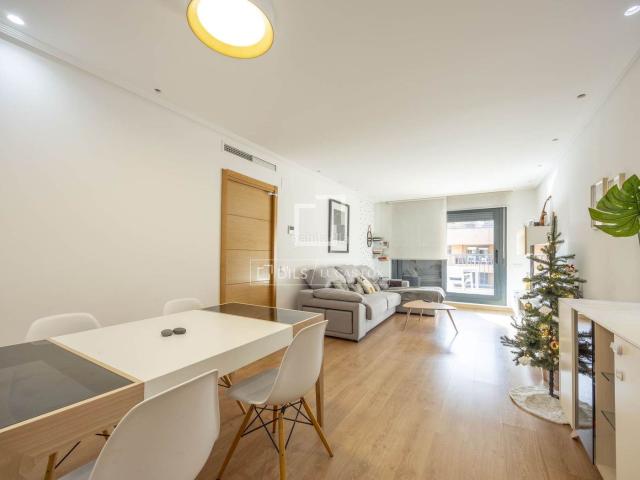 Piso en venta en Alboraya, La Patacona. Piso de 2 dormitorios con 9 m de terraza en venta en Alboraya, Valencia. Pisos.