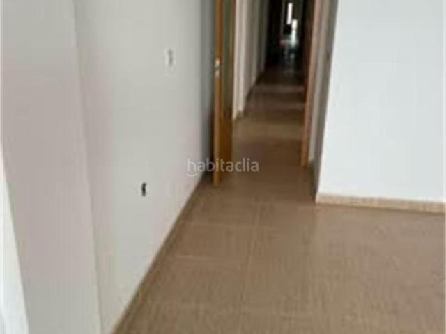 Piso en venta en Albatera. Pisos.