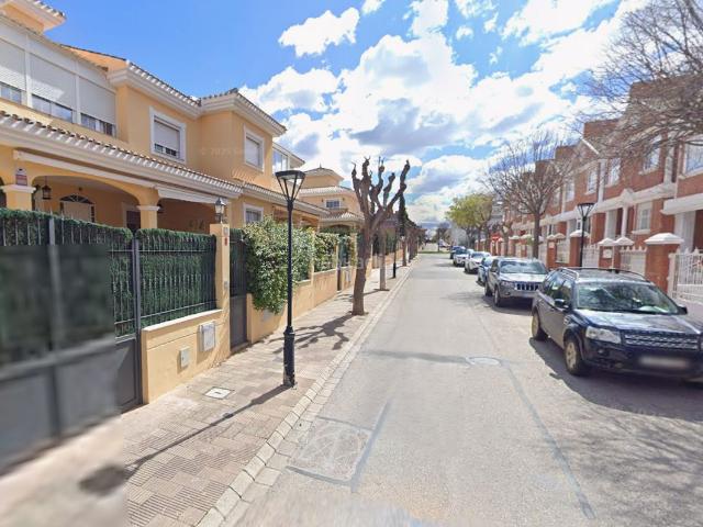 Piso en venta en Albacete, Alto de los Molinos. Pisos.