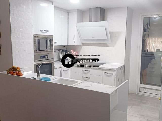Piso en venta en Albacete, Carretas Pajarita. INMOBILIARIA TEJARES VENDE PISO ZONA CENTRO CARRETAS. Pisos.