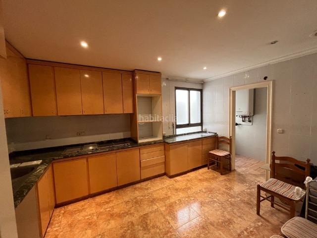Piso en venta en Albacete, Centro. Vivienda exclusiva en pelno centro de la ciudad. Pisos.