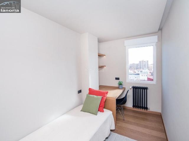 Piso en venta en Albacete, Centro. Grupo la Noria Vende Apartamento Reformado de 2 Dormitorios y 1 Cuarto de baño en Calle Tesifonte Gallego. Pisos.