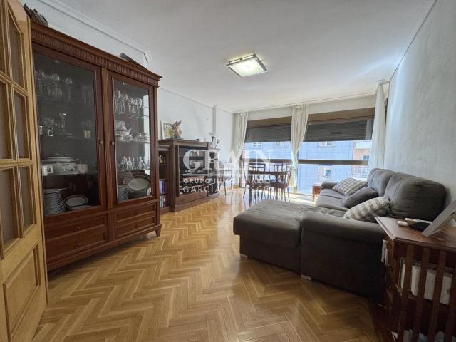 Piso en venta en Albacete, Centro. Piso en venta en Centro, 3 dormitorios. Pisos.