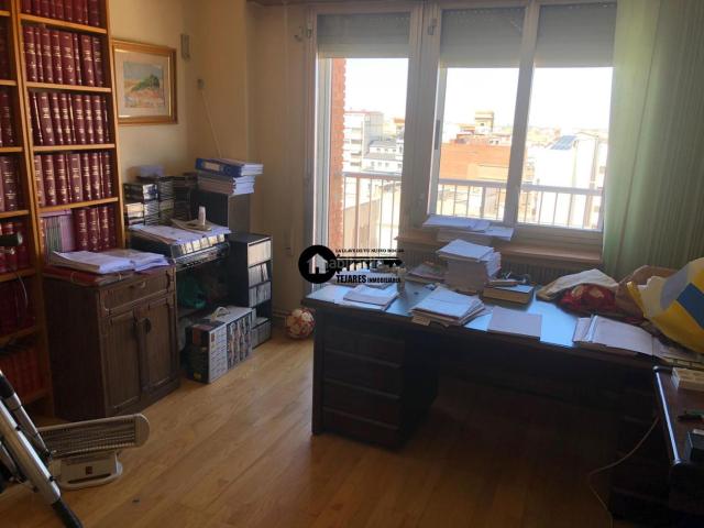 Piso en venta en Albacete, Centro. SE VENDE ESPECTACULAR VIVIENDA DE 201 m2 JUNTO A ALTOZANO Y PASEO LIBERTAD. Pisos.