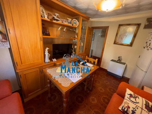 Piso en venta en Albacete, El Pilar. 160.000 INMOBILIARIA LA MANCHA VENDE PISO EN ZONA EL PILARCIRCUNVALACIÓN DE ALBACETE. Pisos.