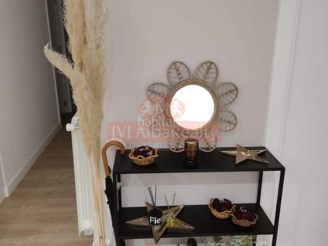 Piso en venta en Albacete, Fátima. EN VENTA AMPLIA VIVIENDA TOTALMENTE REFORMADA, ZONA STO. ANGEL. Pisos.