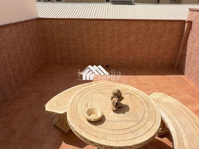 Piso en venta en Albacete, Feria. Piso con terraza en Albacete. Pisos.