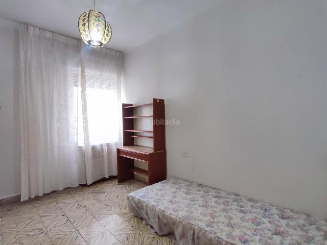 Piso en venta en Albacete, Feria. Oportunidad en edificio singular junto al Paseo de la Feria. Pisos.