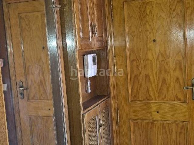 Piso en venta en Albacete, Industria. Vivienda de 4 Dormitorios en Avda Ramon Menéndez Pidal. Pisos.