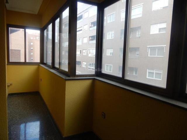 Piso en venta en Albacete, Industria. Piso buen estado zona Isabel la Catolica. Pisos.