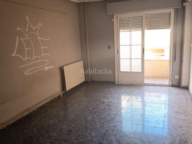 Piso en venta en Albacete, Industria. piso en venta en luis vives. Pisos.