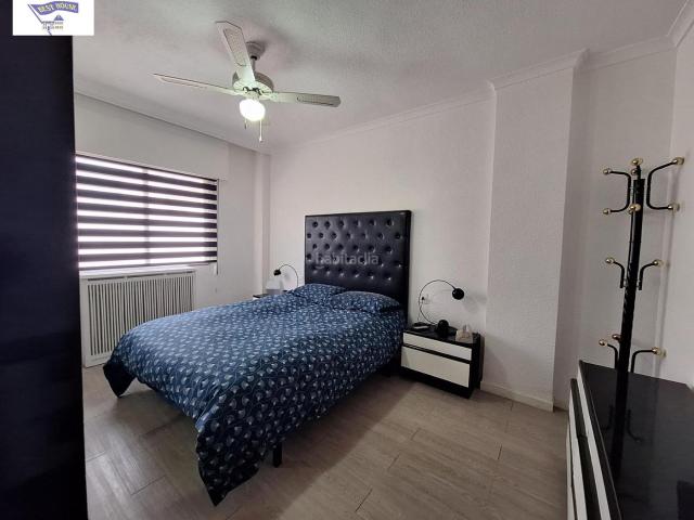 Piso en venta en Albacete, San Pablo. PISO AMPLIO CON PATIO Y TERRAZA EN CIRCUNVALACIÓN. Pisos.