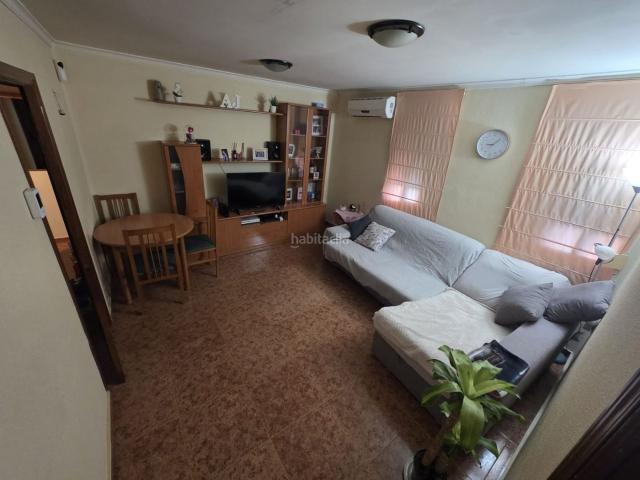 Piso en venta en Albacete, Santa Teresa Vereda. Piso luminoso y estratégicamente ubicado junto a Hospitales Ideal inversores o primera vivienda!. Pisos.