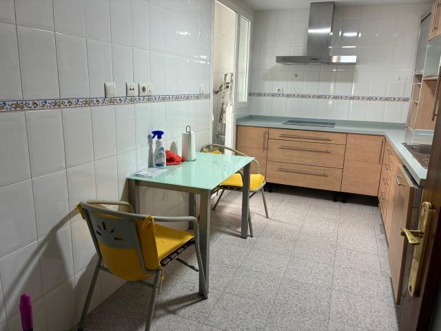 Piso en venta en Algeciras, Bajadilla Fuente Nueva. FABULOSO PISO CON BUENAS CALIDADES Y PLAZA DE GARAJE. Pisos.