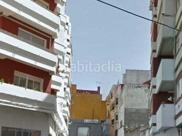 Piso en venta en Algeciras, Bajadilla Fuente Nueva. SE VENDE inmueble ALQUILADO en Algeciras. Pisos.