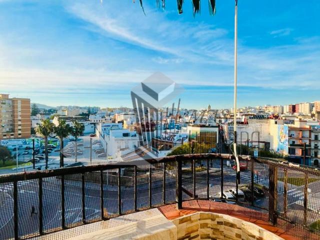 Piso en venta en Algeciras, Casco Antiguo. Piso en Alexander Henderson. Pisos.