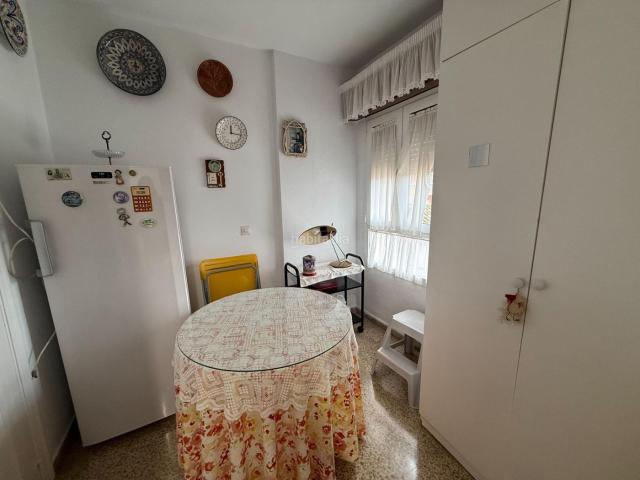 Piso en venta en Algeciras, Casco Antiguo. SE VENDE PISO 5 HABITACIONES Y 3 BAÑOS COMPLETOS. Pisos.