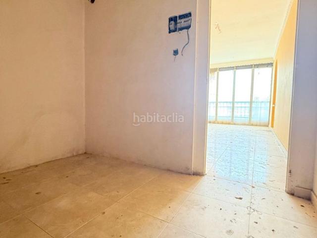 Piso en venta en Algeciras, San Bernabé. Piso en venta en Parque Bolonia, 3 dormitorios. Pisos.