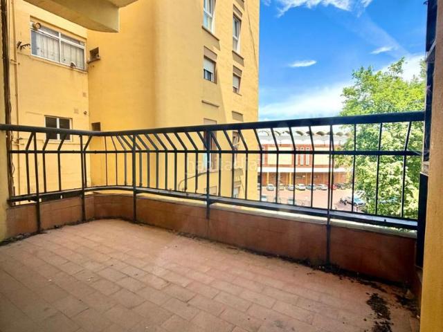 Piso en venta en Algeciras, San Bernabé. Piso en venta en Parque Bolonia, 3 dormitorios. Pisos.