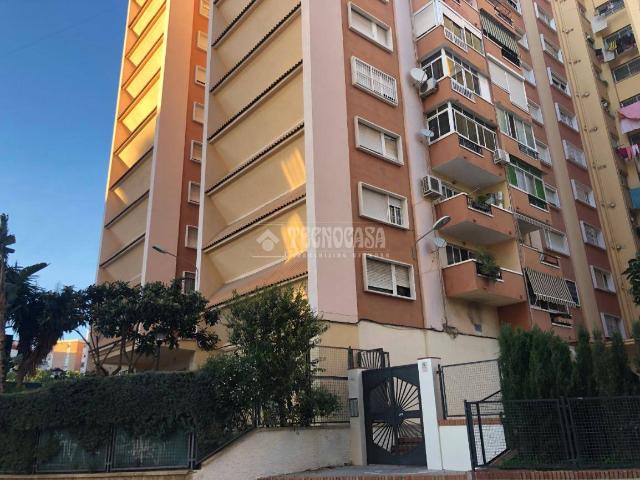 Piso en Venta en Alegría de la Huerta Jardín de Málaga