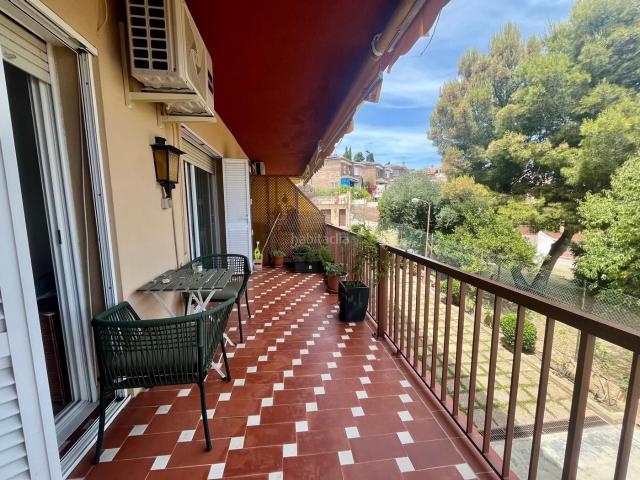 Piso en venta en Alella. Oportunidad de piso de 80m2 en el centro de Alella!. Pisos.