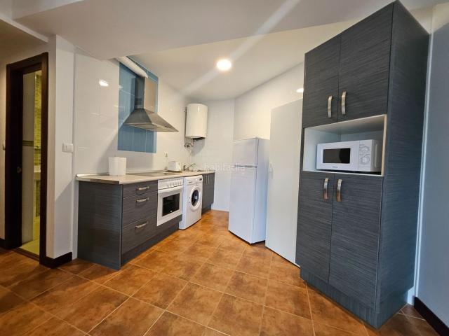 Piso en venta en Alfoz de Lloredo. Piso de 2 dormitorios con terraza en el centro de Novales. Pisos Alfoz de.