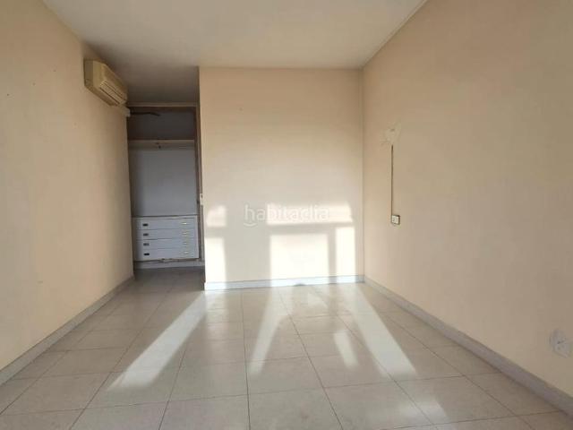 Piso en venta en Alfàs del Pi l´, Pueblo Ubanizaciones. PISO PARA REFORMAR EN ALFAZ DEL PI, 142m2 4HAB. GARAJE. Pisos Alfàs del Pi.