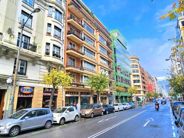 Piso en Venta en Alhóndiga