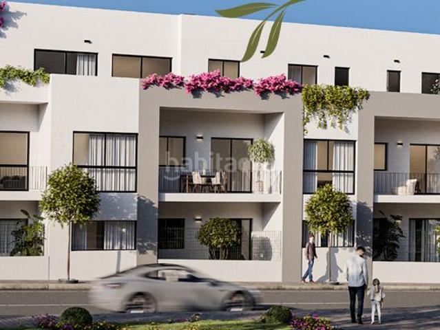 Piso en venta en Alhaurín de la Torre, Jardines de Alhaurín Huerta Alta Fuensanguínea. PISO de 3 dormitorios con 9 m2 terraza. Garaje y trastero. Pisos Alhaurín de la.