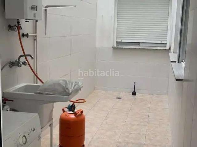 Piso en venta en Alhama de Murcia, Alhama de Murcia Ciudad. Piso muy luminoso con patio, ascensor y garaje opcional en Alhama de Murcia. Pisos Alhama de.