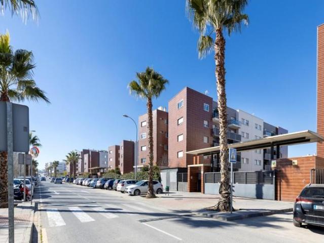Piso en venta en Alhendín, Alhendín Carretera Granada Motril