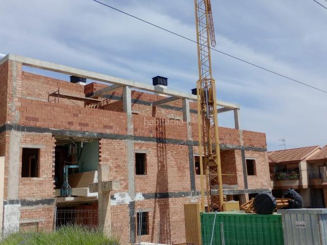 Piso en venta en Alhendín, Carretera de Granada La Alcazaba. EDIFICIO TRES CRUCES. Viviendas de obra nueva en construcción avanzada en Alhendín. Pisos.