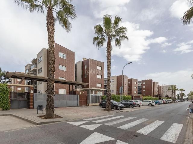 Piso en venta en Alhendín, Carretera de Granada La Alcazaba. SE VENDE PISO DE 3 DORMITORIOS CON PISCINA COMUNITARIA Y GARAJE EN ALHENDIN_GRANADA. Pisos.