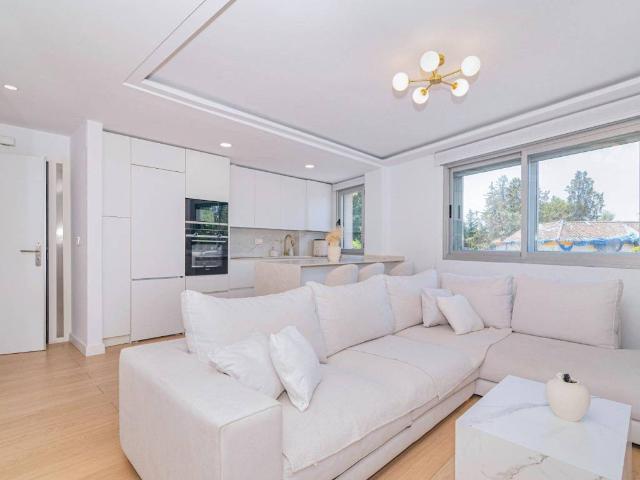 Piso en Venta en Alhendín